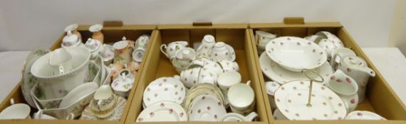 Continental floral decorated dressing table set, large quantity of rose decorated tea,