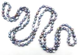Long grey freshwater pearl necklace 160cm Condition Report <a href='//www.