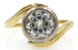 18ct gold single stone diamond cross-over ring approx 1.