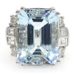 18ct white gold emerald cut aquamarine and diamond ring stamped 750, aquamarine approx 7 carat,