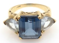 Three stone blue and pale topaz gold ring, hallmarked 9ct Condition Report Approx 6.