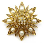 Edwardian diamond and pearl gold star brooch probably 15ct Condition Report 4cm