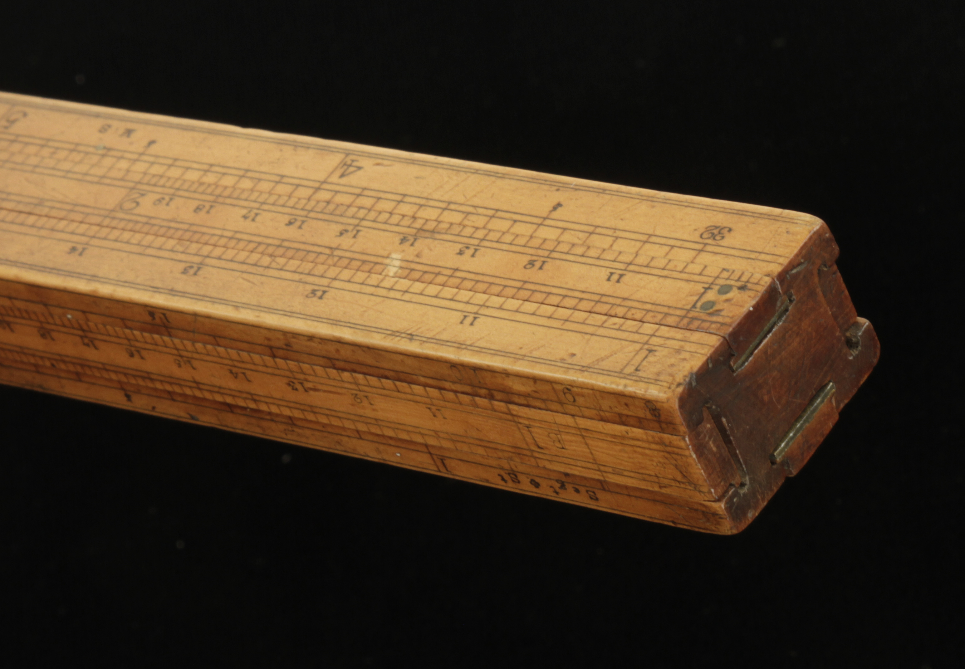 An 18c gauger's four slide square section boxwood rule G+ - Image 6 of 6