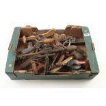 A box of tools G-