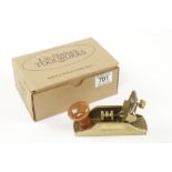 An unused LIE-NIELSEN No 212B bronze scraper plane 5 1/2" x 1 3/4" in orig box N