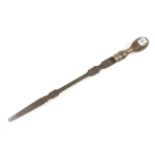 A shapely 25" turnscrew with ash handle and fancy knurled brass ferrule G+