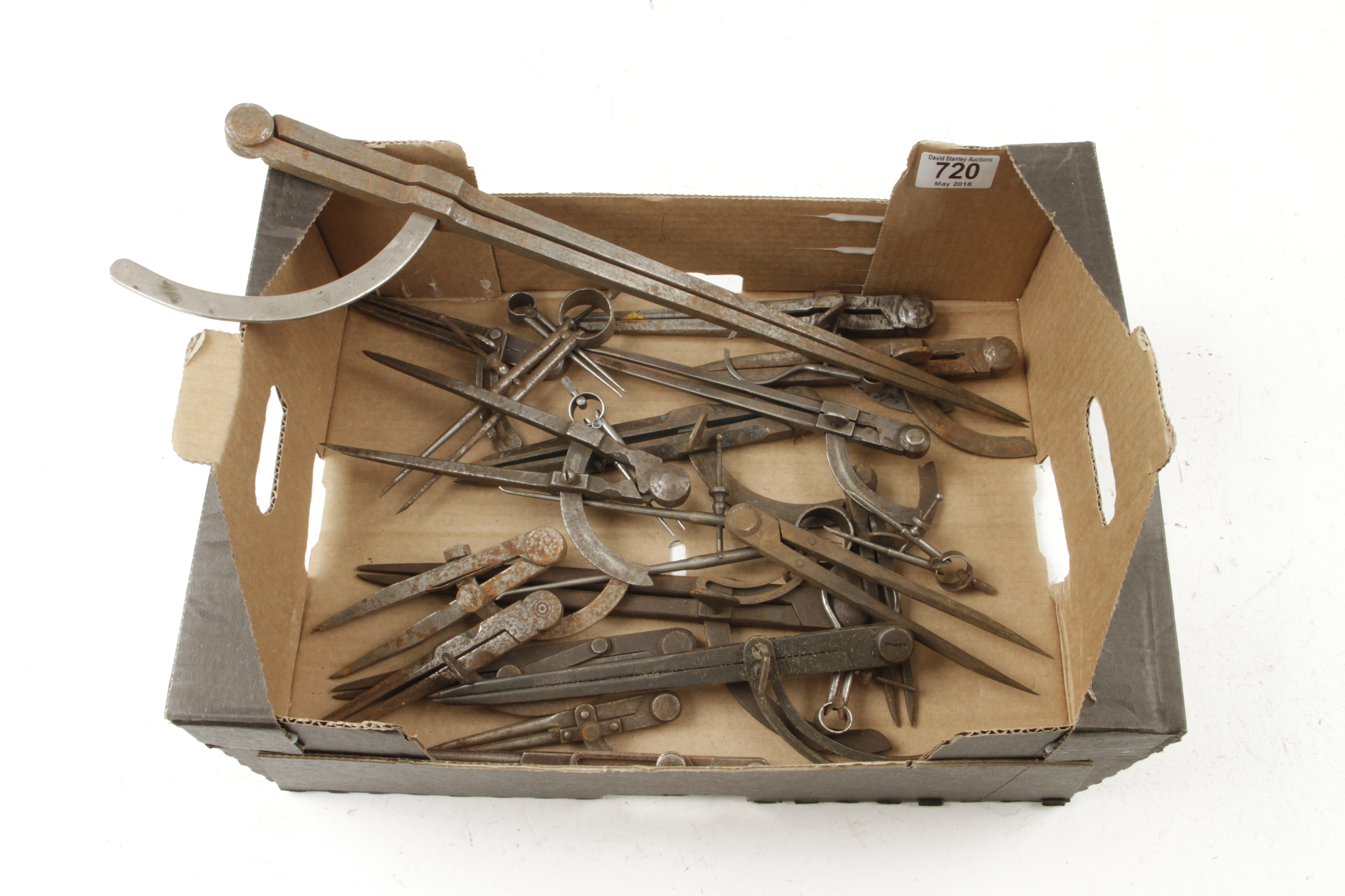 A quantity of wing calipers and dividers G+
