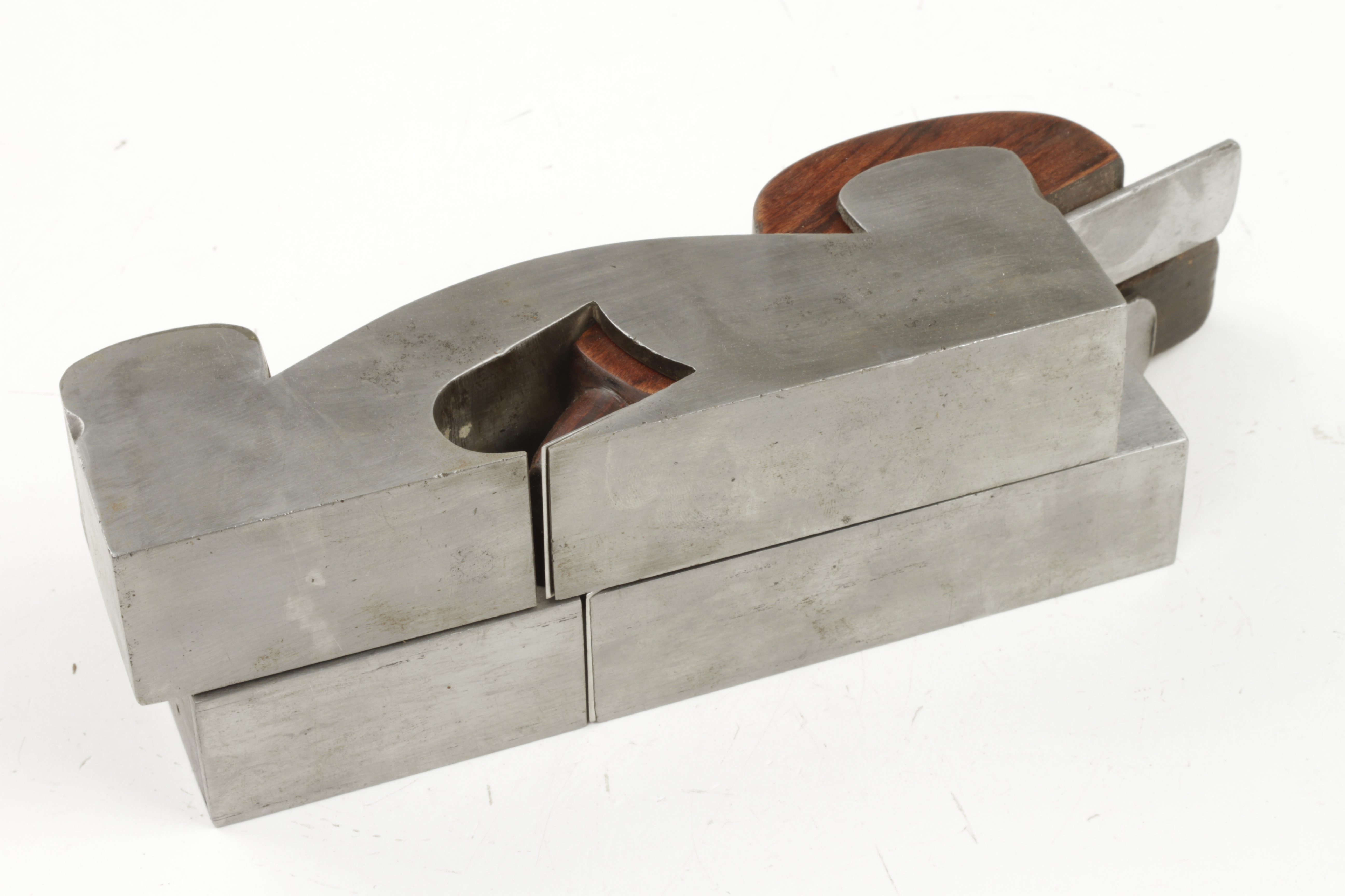 Two 1 1/2 " iron shoulder planes G - Image 2 of 2