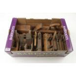 A quantity of wood planes G-