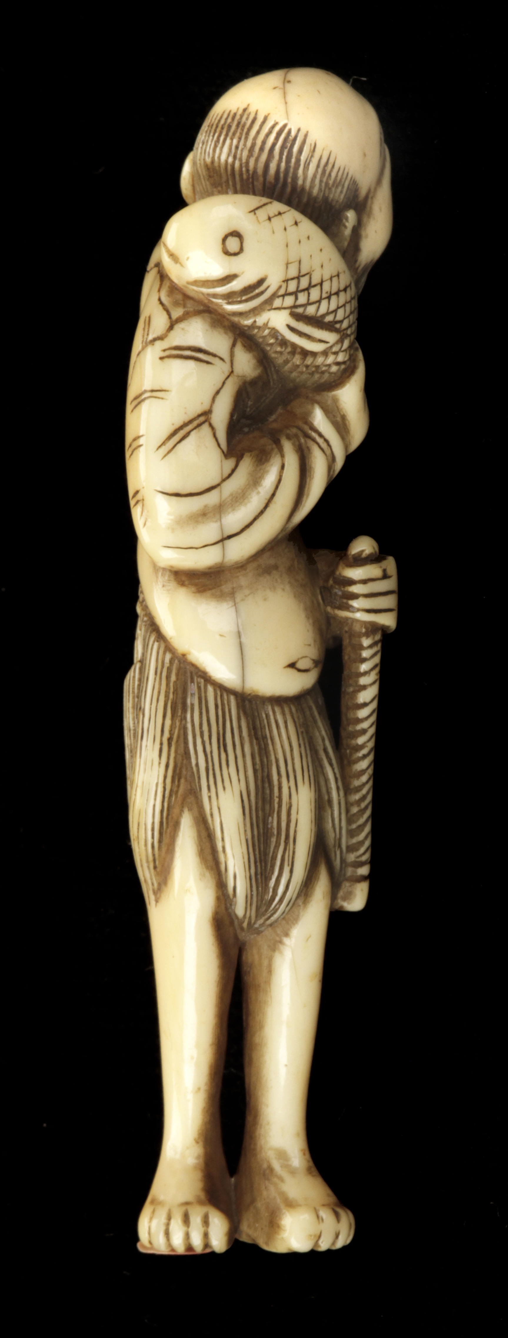 An 18c ivory netsuke 3"h. - Image 2 of 6