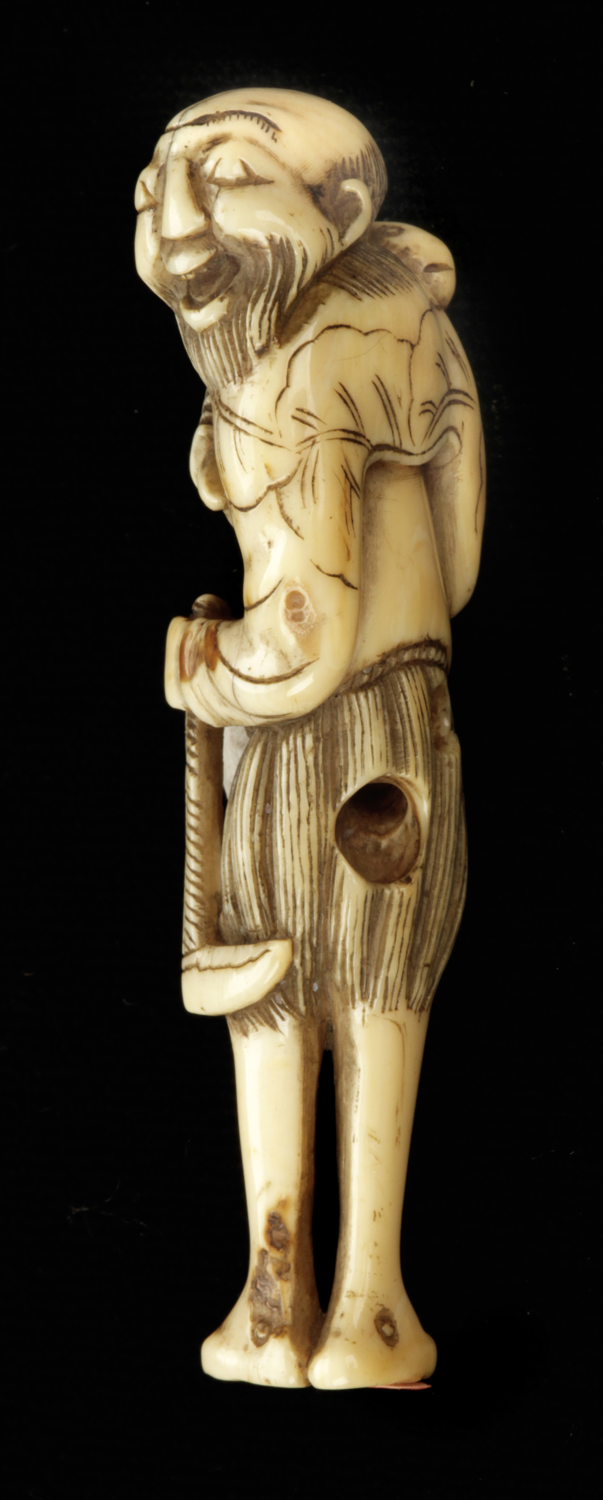 An 18c ivory netsuke 3"h. - Image 4 of 6