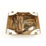 A box of small tools G+