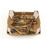 A box of small tools G