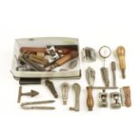 A quantity of small tools G