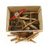 A box of tools G