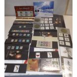 Nineteen scarcer presentation packs including Nobel Prizes (3), Entente Cordiale (2),