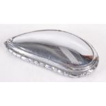 A muscle shell nickel plated snuff box.