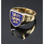 A 9ct gold signet ring enamelled with three lions, 10g.