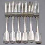 Six early Victorian silver fiddle pattern table forks, 15.4oz.