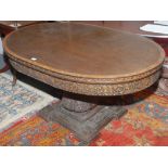 An oak breakfast table, early 20th century,