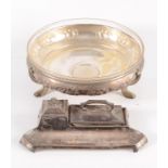 A WMF silver plated fruit bowl, with glass liner, height 9.8cm, diameter 26.