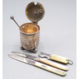 A silver mustard pot with three ball feet by Walter & John Barnard, London 1877,