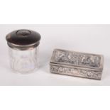 A Goldsmiths & Silversmiths Co Ltd silver toilet box, London 1901, 3oz,