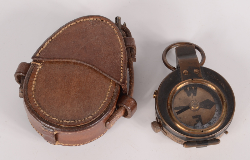 A WWI brass compass by E.R. Watts & Son, London 1911, No.