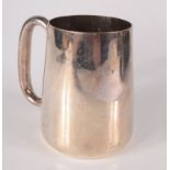 A plain silver pint mug by Francis Howard, Sheffield 1970, 9oz.