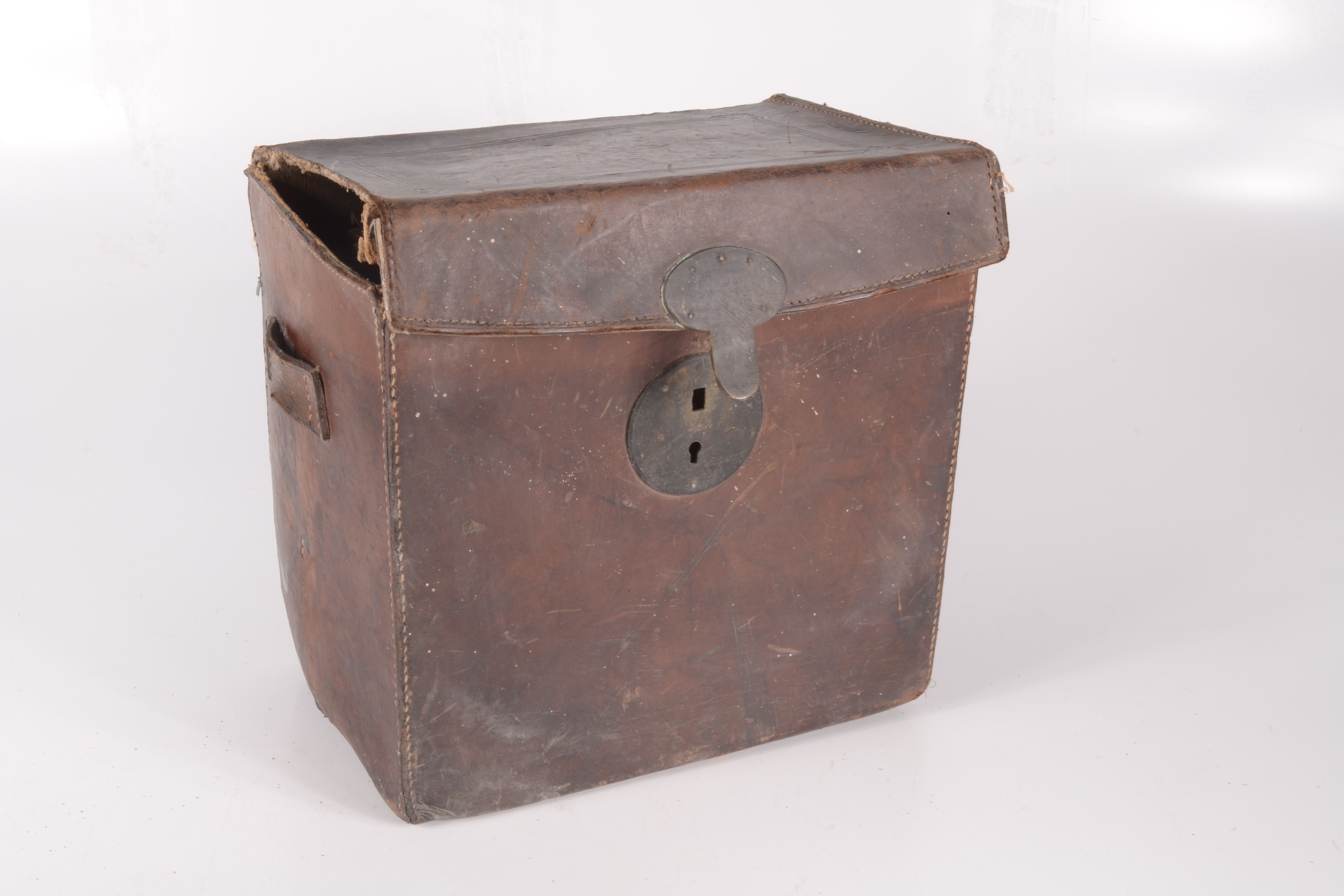 A Thornton Pickard Triple 'Imperial' Extension plate camera in a brown leather case, - Image 2 of 3