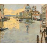 Ken HOWARD Evening Light on The Grand Canal Oil on board Signed 25 x 31 cm (See illustration)