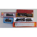 Hornby Dublo Criccieth Castle in dissimilar box (2220 Denbigh Castle, Hornby R313 Hagley Hall,