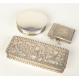 A small plain silver compact, Chester 1919,