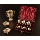 A cased set of six silver Apostle spoons,