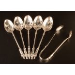 A set of five late Victorian Mappin & Webb apostle teaspoons and matching tongs, 2.9oz.