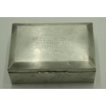 A silver cigarette box, Birmingham 1922.