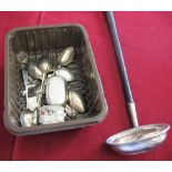 A George III silver toddy ladle, marks worn, two silver needles, six tea spoons, a vesta case and an