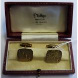 A pair of 9ct gold cufflinks, 11gms, case