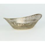 A Continental pierced silver boat shaped dish 74 grams, 16cm