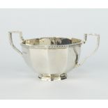 A silver octagonal 2 handled sugar bowl Sheffield 1960, 164 grams