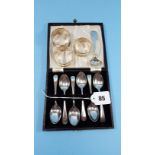 A SET OF SIX ELIZABETH II SILVER TEASPOONS, maker:- B LTD, Birmingham 1962,