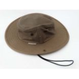 White Rock Mens Outback style hat in green , size M.