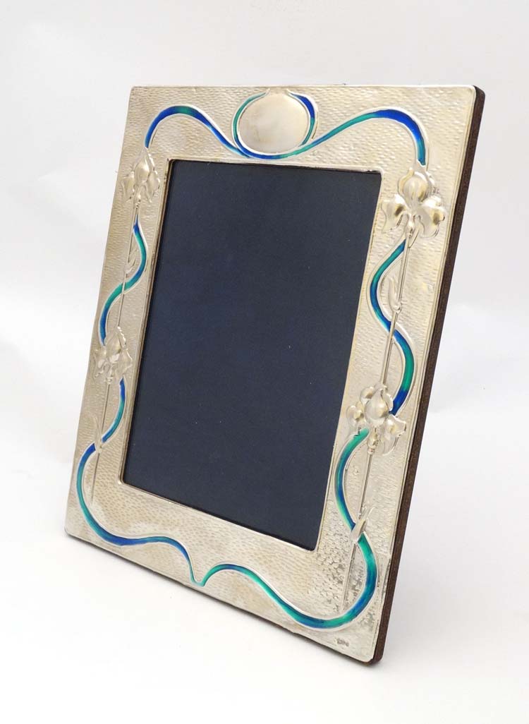 A silver photograph frame with Art Nouveau style enamel decoration. - Image 5 of 9