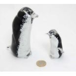 Hogland Art Glass : 2 Hogland art glass penguin paper weights.