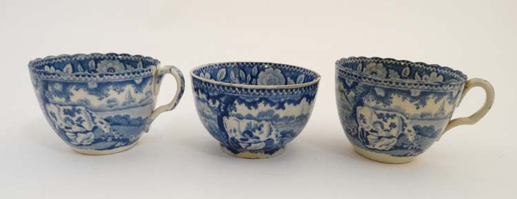 A set of three early 19thC pearlware transfer printed blue and white teacups / teabowl and saucers - Image 4 of 7