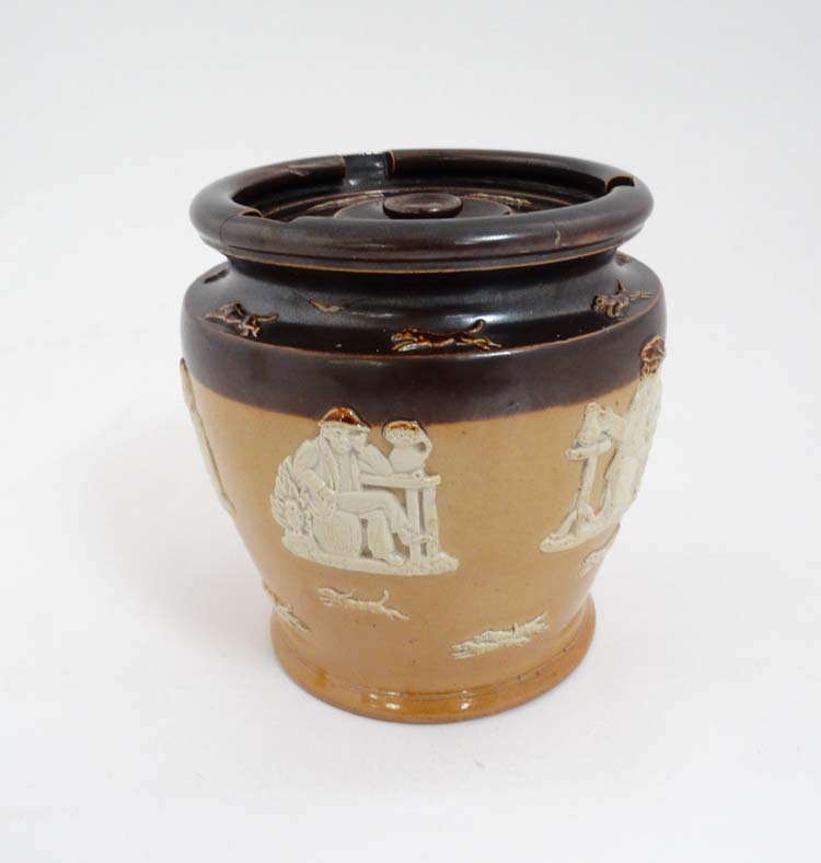 An early 20th C Royal Doulton salt glaze stoneware two- tone tobacco jar and lid decorated with - Image 5 of 7