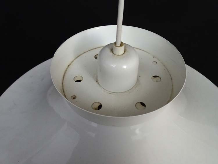 Vintage Retro: A Danish designed Pendant light / Lamp with white livery, - Image 4 of 4