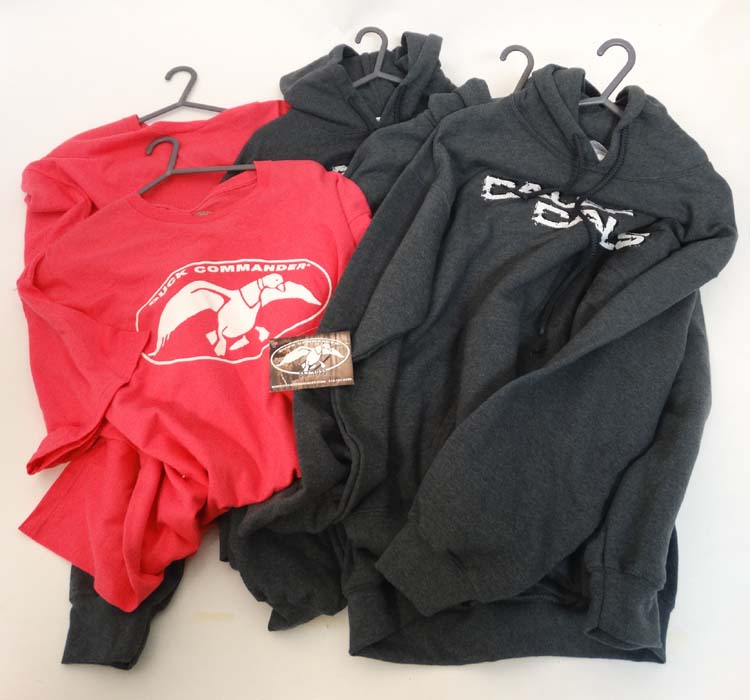 Three Grey Calef Calls Duck shooting Hoodies (size M) together with two Fuchsia Duck Commander - Image 4 of 6