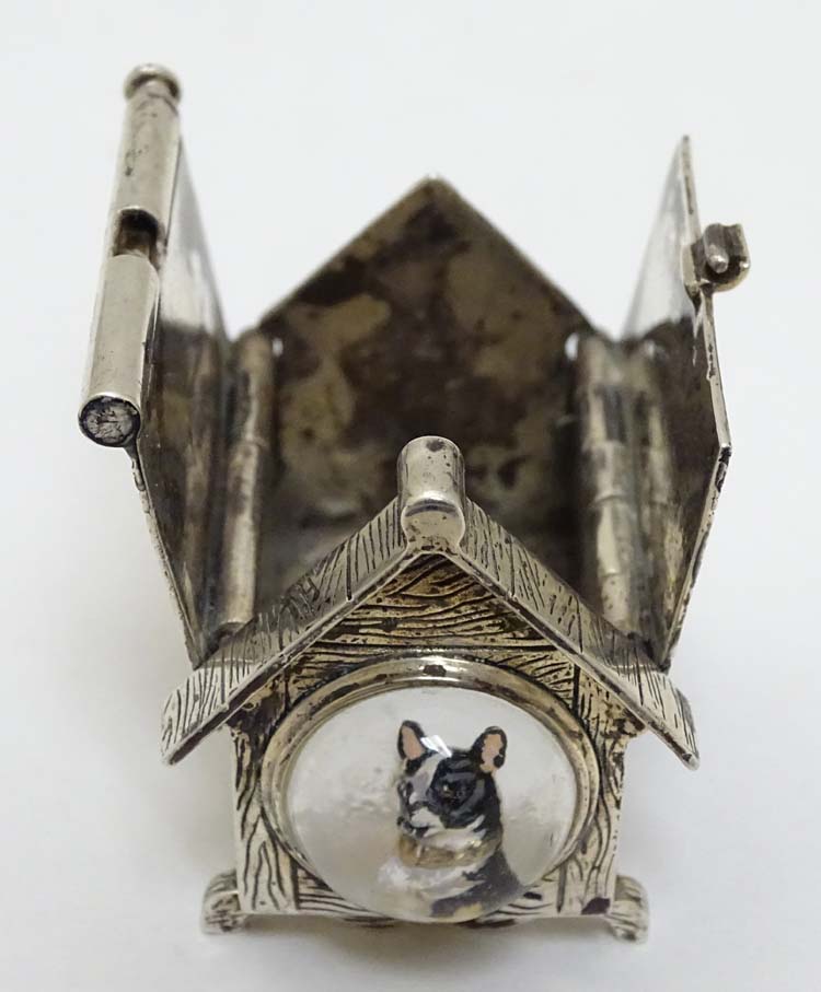 A novelty silver vesta case formed as a dog kennel / dog house with sprung action to roof, - Image 7 of 8