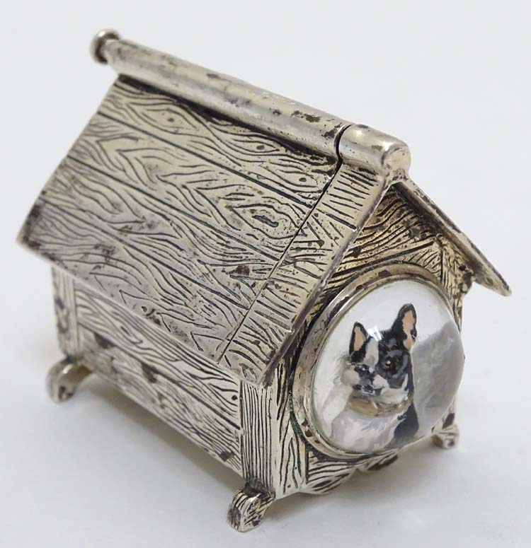 A novelty silver vesta case formed as a dog kennel / dog house with sprung action to roof, - Image 3 of 8